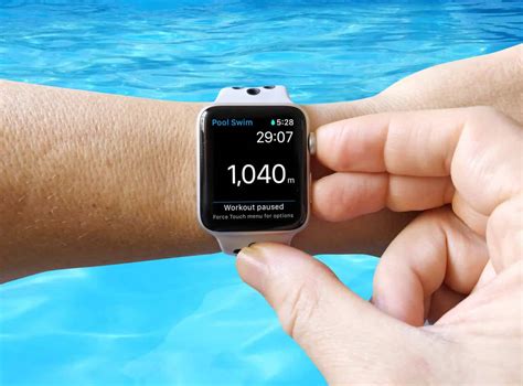 apple watch series 8 waterproof.